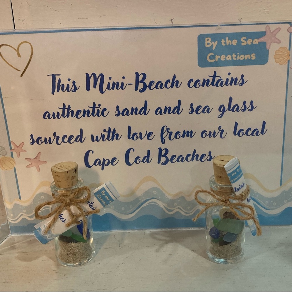 Mini-Beach in a Bottle with Authentic Cape Cod Sand, Shells and Sea Glass - Picture 1 of 4